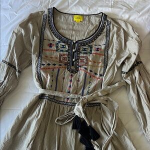 Embroidered Boho Tie-Waist top - Beige with Multicolor Accents